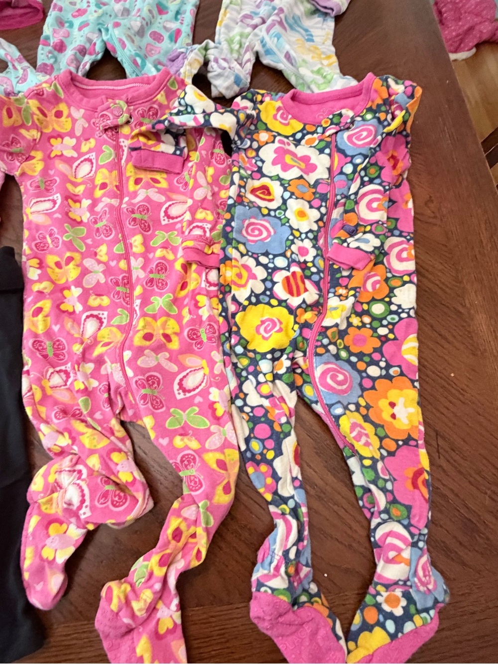 Children’s Place Baby Girl Clothing Bundle 12 Pieces 6-9M Pajamas Dress Hoodie - Picture 2 of 7
